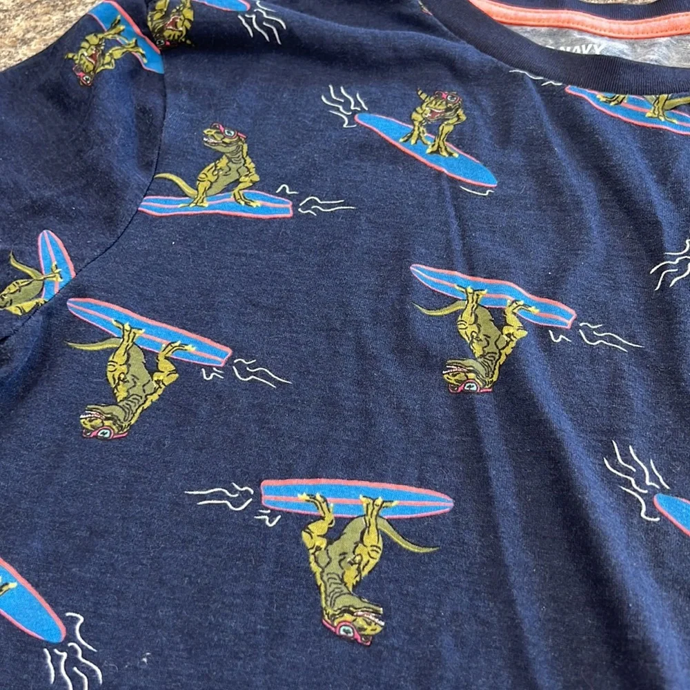 Old Navy T-shirt size extra large